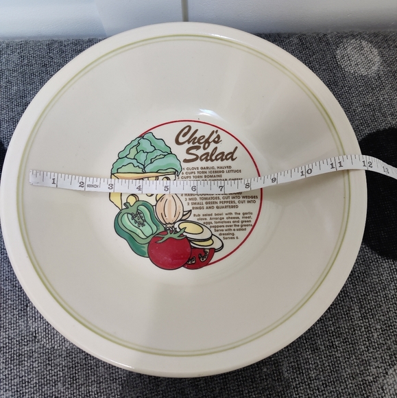 Vintage Chef's Salad Vintage Ceramic Bowl 11.5' - Picture 2 of 6